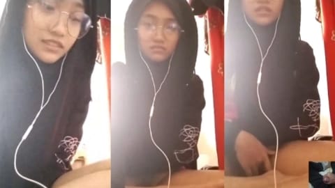 Bokep Indo VCS Aisyah ABG Jilbab Malay Cantik Bikin Sange
