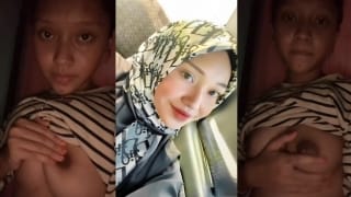 Bokep Indo VCS Ukhti Intan Hijab Lagi Sange Grepe Toket Mulus