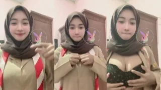 Bokep Indo Laura Talent Tobrut Cantik Colmek Pake Seragam Pramuka