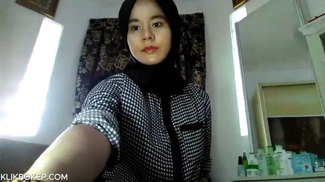 Bokep Indo Hijabers Busty Muslimawear Sange Bugil Bikin Sange